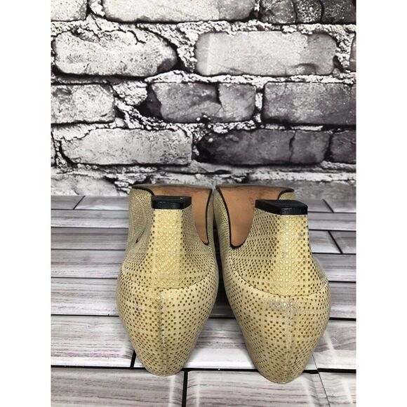 Salvatore Ferragamo Beige Leather Geometric Dress Pump Heels Women 7.5B US/38EU - Picture 15 of 16